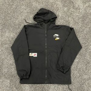 Nike windbreaker jacket